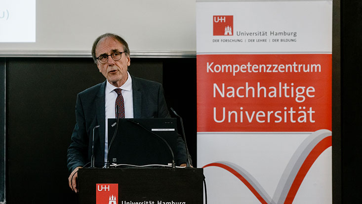Dr. Karl Eugen Huthmacher